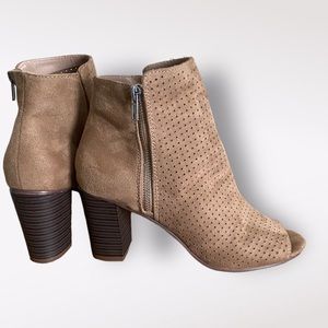 Francesca’s Open Toe Booties, Size 8.5